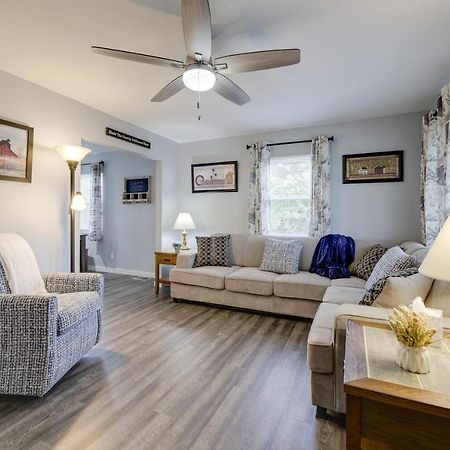 Cozy Kentucky Retreat - Deck, Near Ark Encounter! Βίλα Dry Ridge Εξωτερικό φωτογραφία