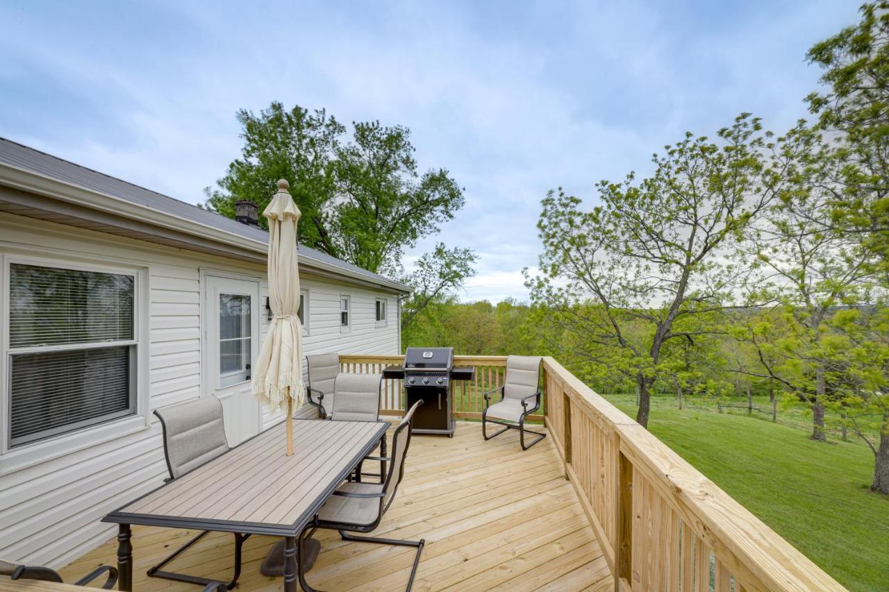 Cozy Kentucky Retreat - Deck, Near Ark Encounter! Βίλα Dry Ridge Εξωτερικό φωτογραφία