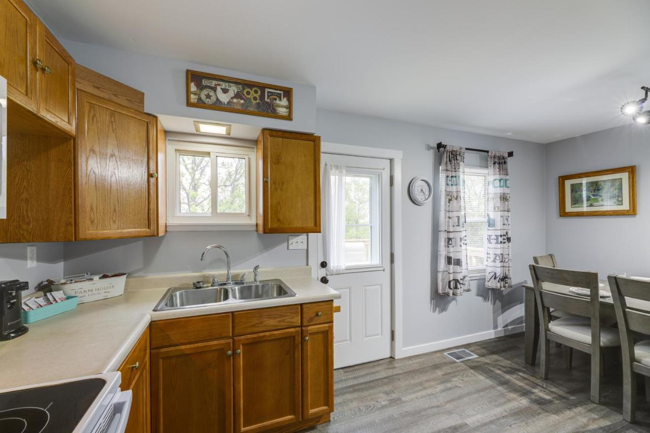 Cozy Kentucky Retreat - Deck, Near Ark Encounter! Βίλα Dry Ridge Εξωτερικό φωτογραφία