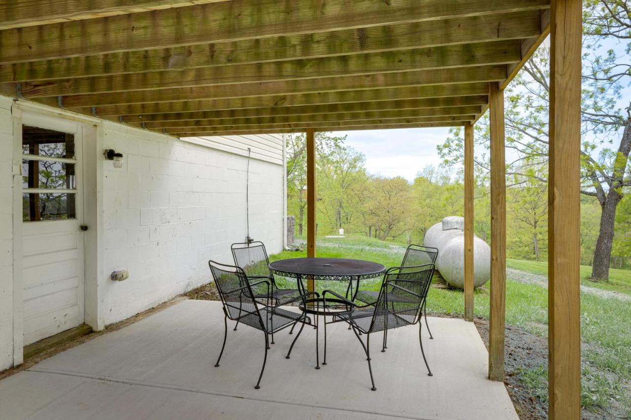 Cozy Kentucky Retreat - Deck, Near Ark Encounter! Βίλα Dry Ridge Εξωτερικό φωτογραφία